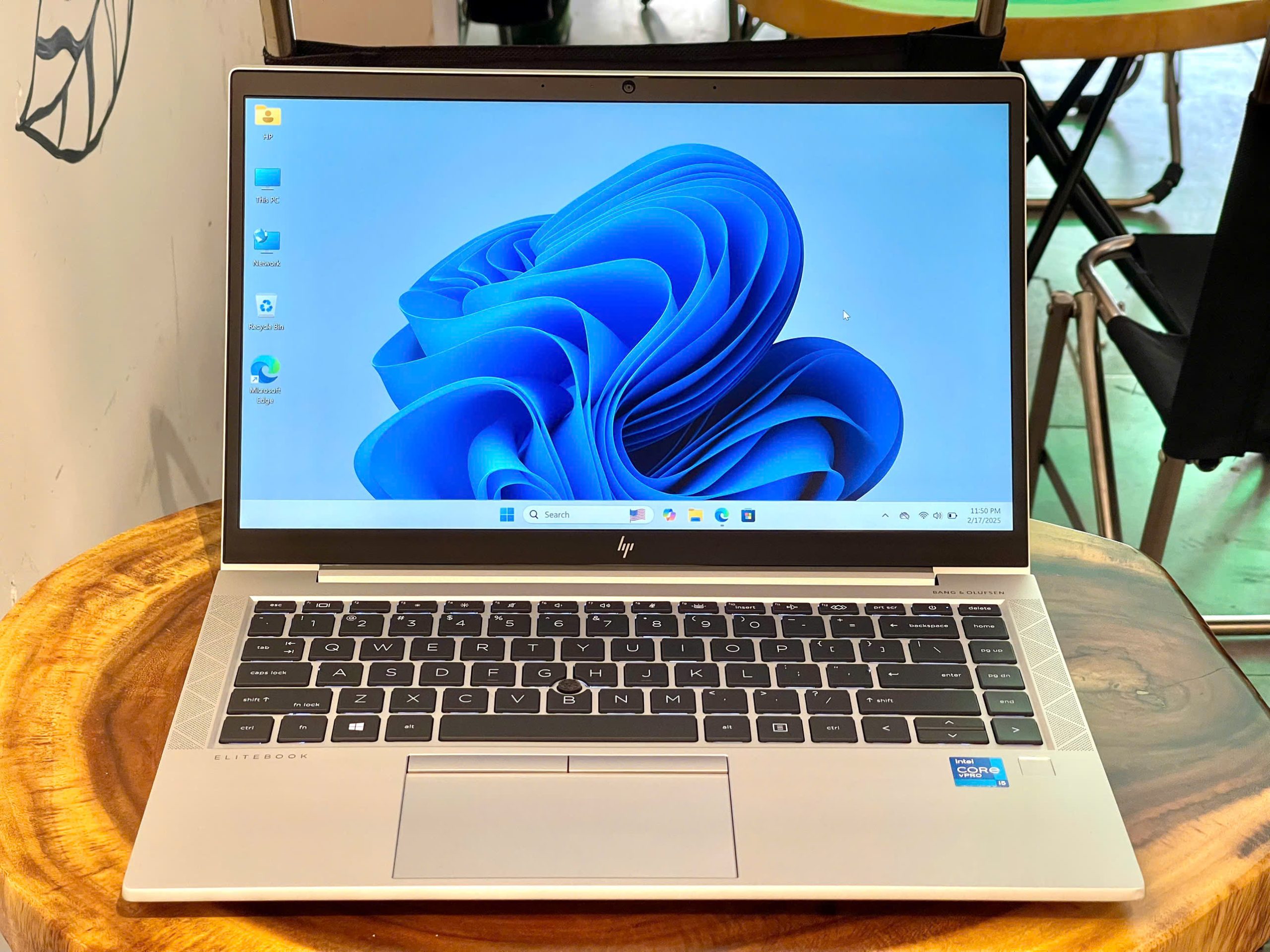Laptop HP Elitebook 840 G8 2022 Core I5-1145G7/ 16GB RAM/ 256GB SSD/ 14″FHD/ Win 11Pro – Hàng Like New 99%