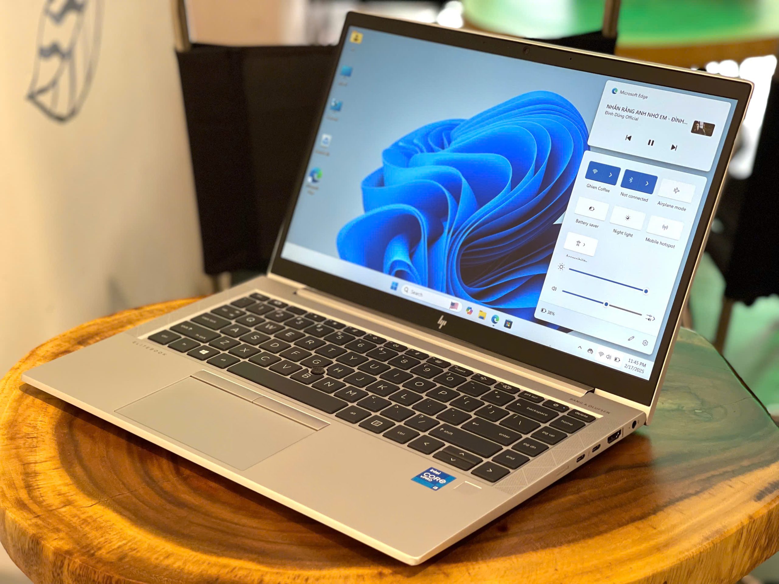 Laptop HP Elitebook 840 G8 2022 Core I5-1145G7/ 16GB RAM/ 256GB SSD/ 14″FHD/ Win 11Pro – Hàng Like New 99%
