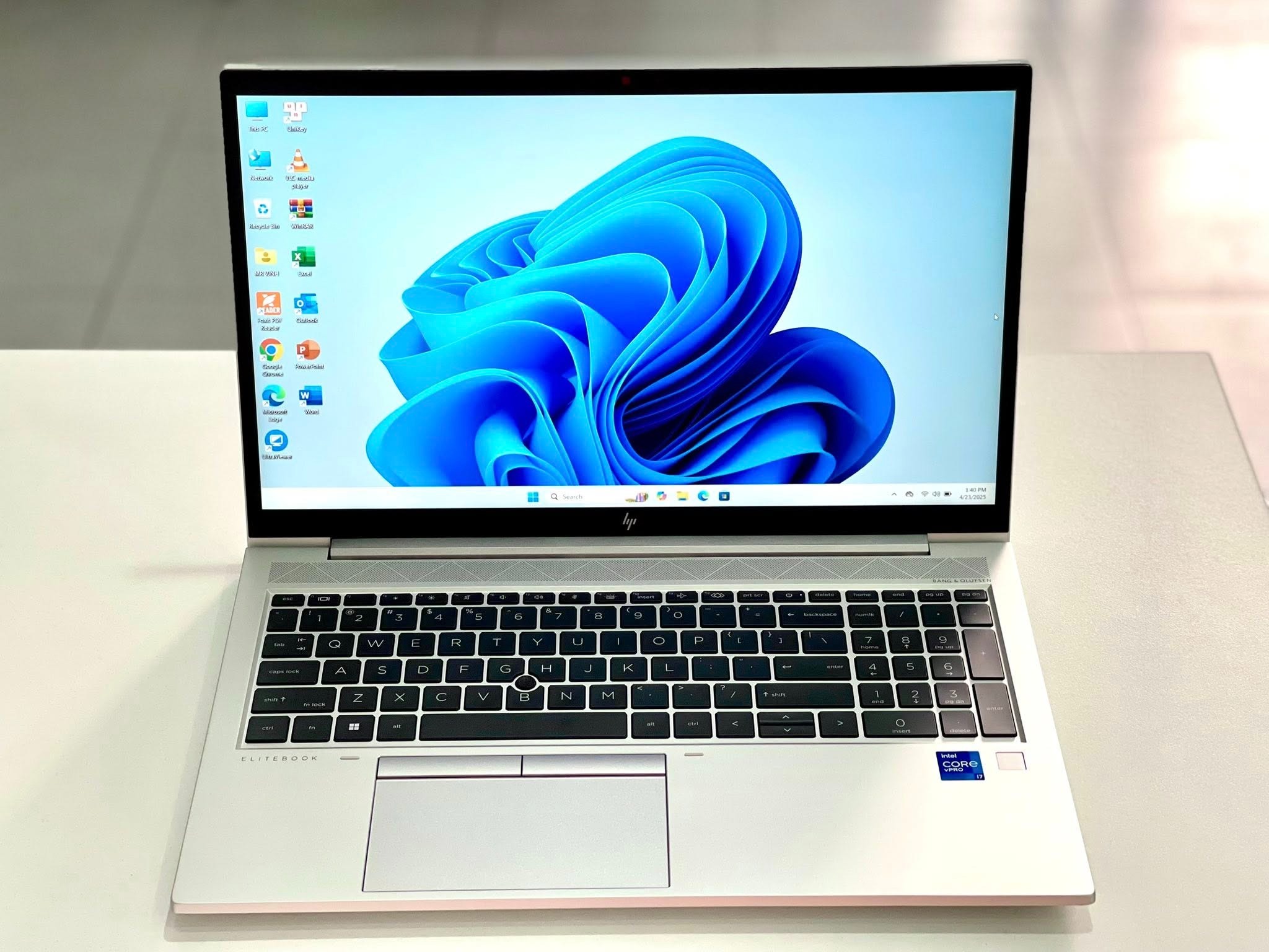 HP Elitebook 850 G8 Core i7-1185G7/ RAM 16GB/ SSD 512GB/ Iris Xe / 15.6inch Full HD IPS ( Touch )