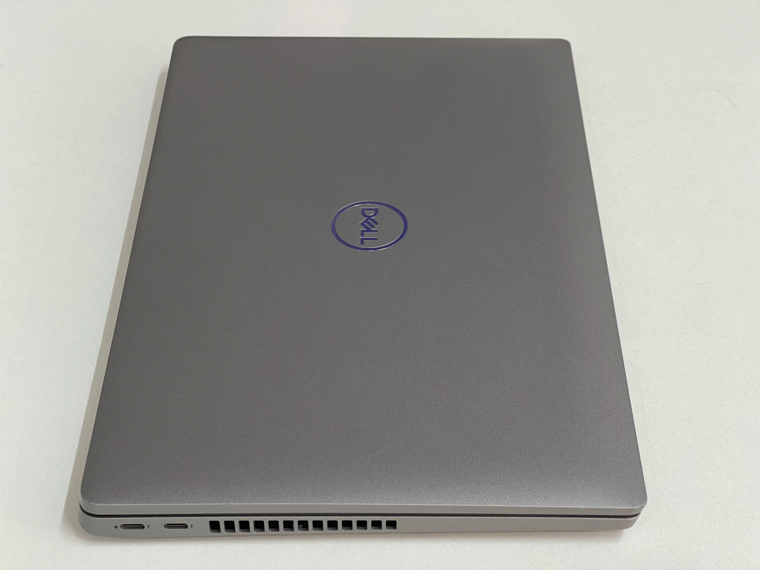 Dell Latitude 5430 Core i7-1265U/ 16GB RAM/ 256GB SSD M.2/ 14″ FHD IPS Cảm ứng 300nits / Win 11 Pro – Like New 99%