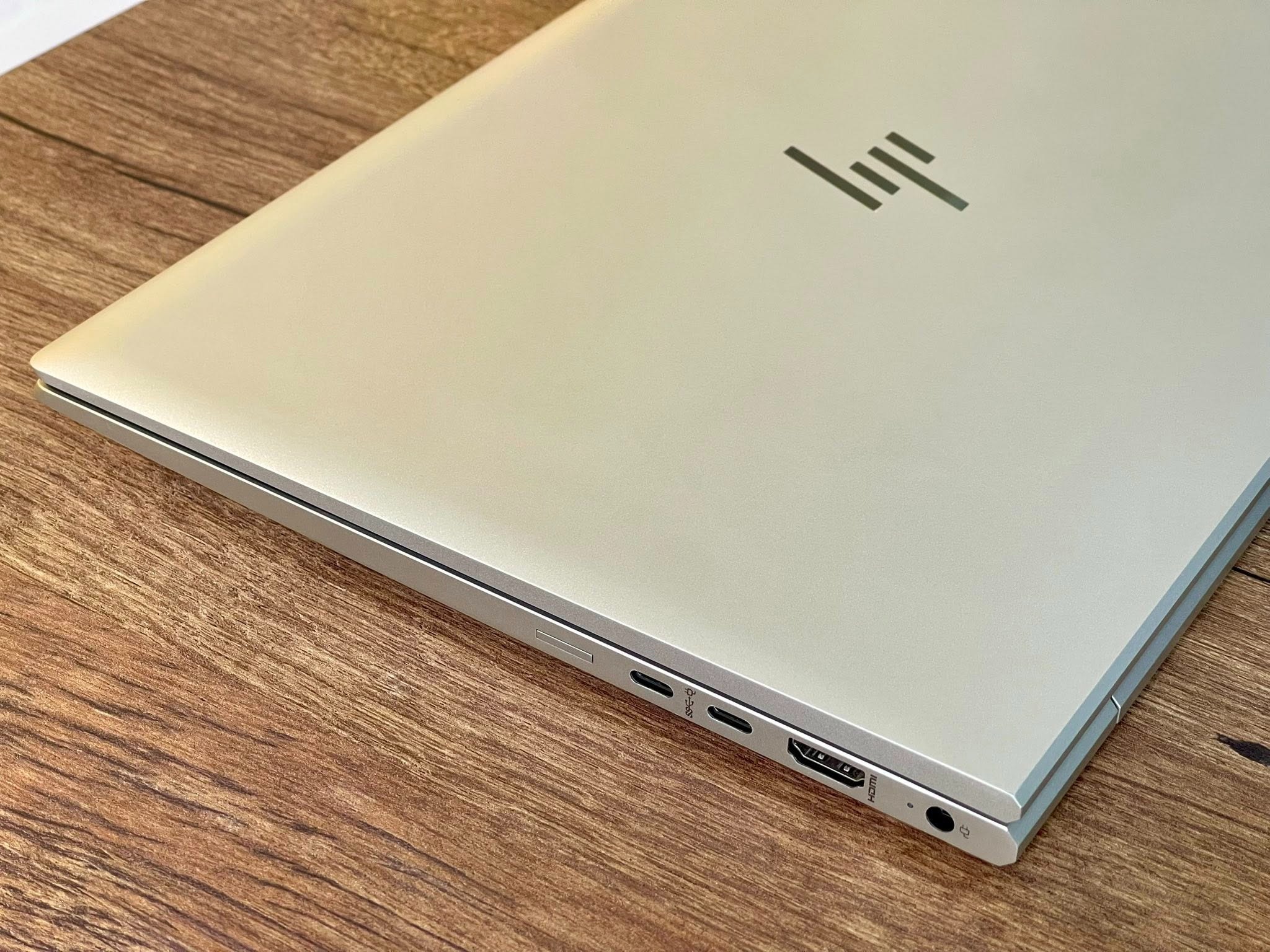 Laptop HP Elitebook 845 G8 AMD RYZEN 5 PPO 5650U /16GB RAM/ 512GB SSD/ 14″FHD IPS / FINGER/ Win 11Pro – Like New 99%
