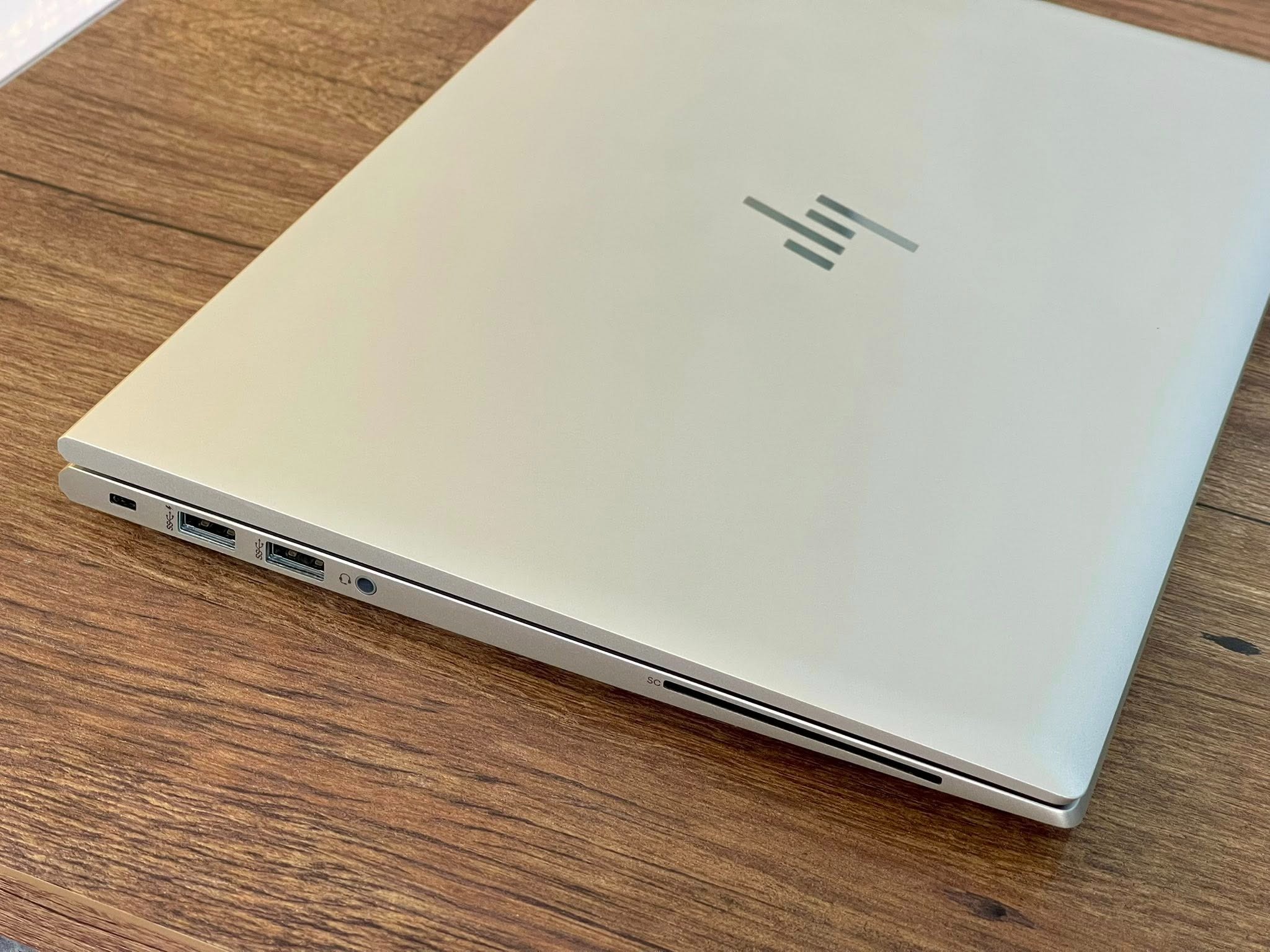 Laptop HP Elitebook 845 G8 AMD RYZEN 5 PPO 5650U /16GB RAM/ 512GB SSD/ 14″FHD IPS / FINGER/ Win 11Pro – Like New 99%