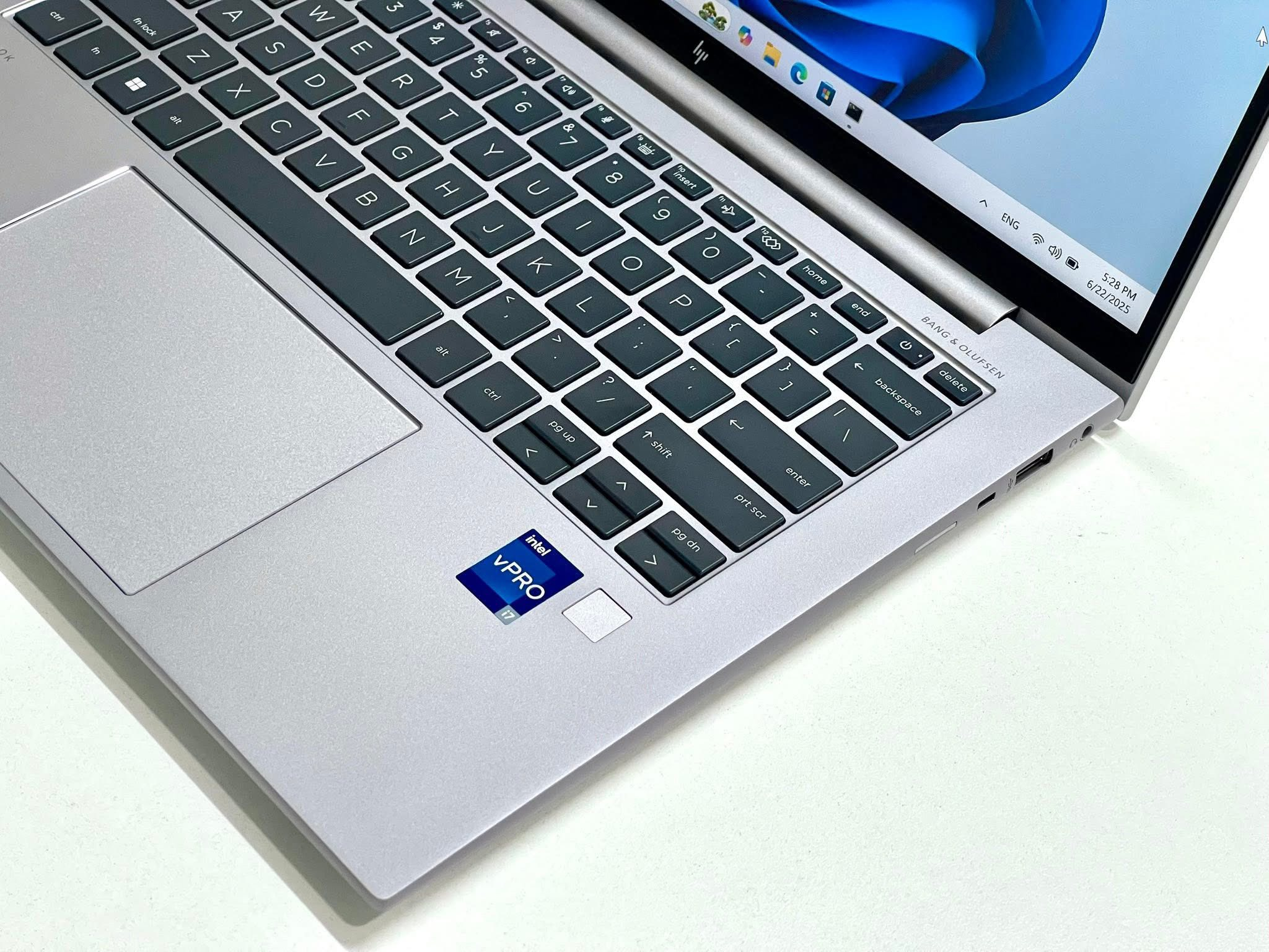 HP ZBook Firefly 14 G9 i7-1270P RAM 16GB Giá Tốt Like New 98% Tại Anh Triết Computer